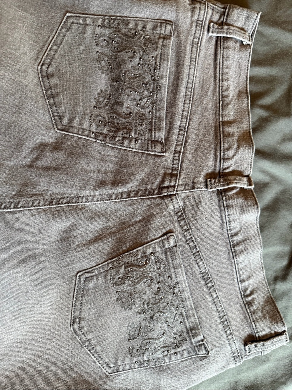 Gloria Vanderbilt Women’s Amanda Jeans — Gray - Picture 3 of 6